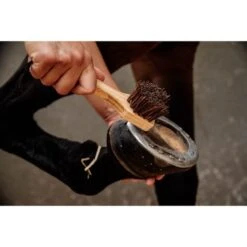 Grooming Deluxe By Kentucky Hufkratzer