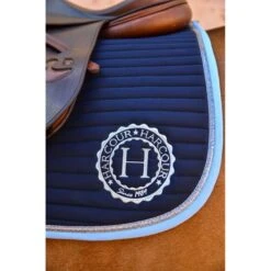 Harcour Schabracke Karembar Springen Burgunderrot Warmblut 23 Harcour Schabracke Karembar Springen Burgunderrot Warmblut -Reitsportbedarf Verkäufe harcour karembar juin22 navy 2.e0a201