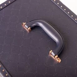 HV Polo Putzbox Luxury Navy -Reitsportbedarf Verkäufe ir 52c3172f2bf449b3cdb12c852f5a417d3caad906 boxen 7.84df47