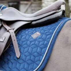 Kentucky Horsewear Kentucky Schabracke Basic Velvet Springen Beige Vollblut -Reitsportbedarf Verkäufe kentucky 42589 03 sj 3.709a86