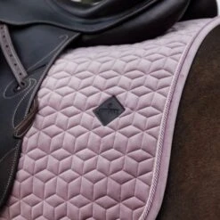 Kentucky Horsewear Kentucky Dressur Satteldecke Velvet Smaragdgrün Warmblut 32 Kentucky Horsewear Kentucky Dressur Satteldecke Velvet Smaragdgrün Warmblut -Reitsportbedarf Verkäufe kentucky zadeldekje velvet dressuur old rose 1.3988ea 1